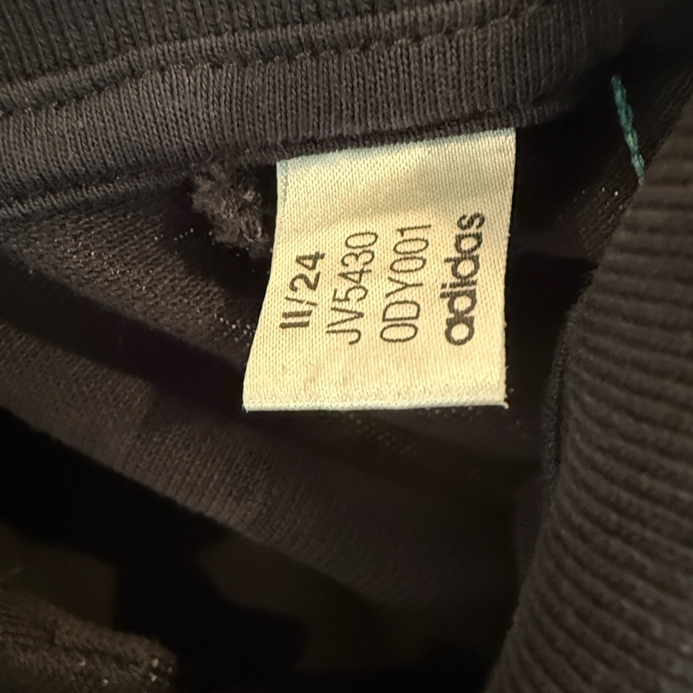 Mercedes AMG Petronas men’s 2xl Black adidas Polo Shirt. Never worn - Picture 10 of 12